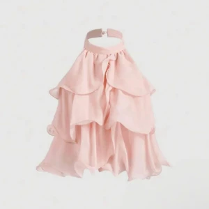 Ljusrosa volangtopp  med halterneck - Superfin ljusrosa topp med flera lager volanger och halterneck.  Skriv för frågor💗💗