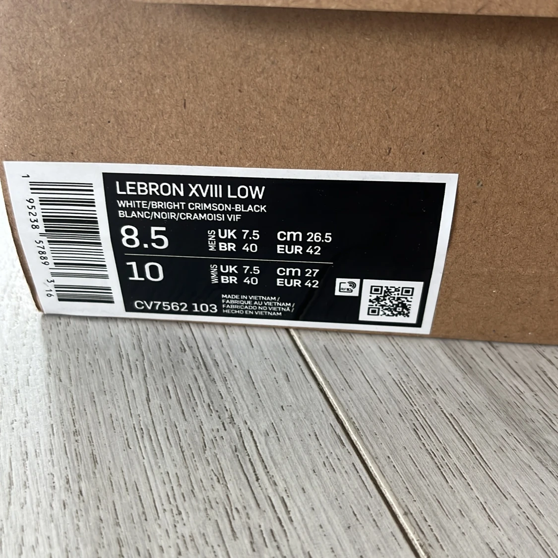 LEBRON XVIII LOW space jam limited edition  - 3