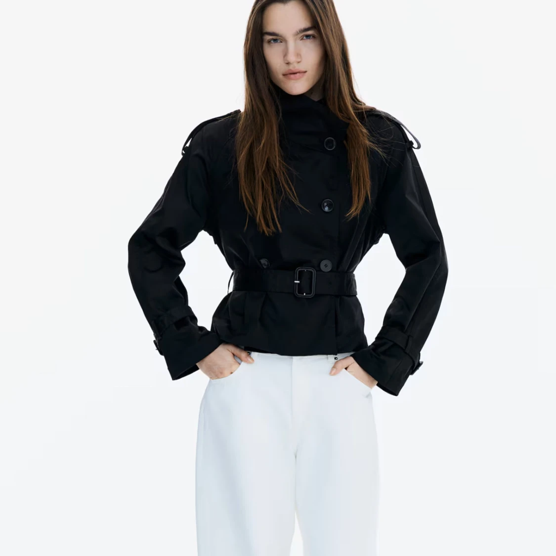 Svart trenchcoat med bälte - 1