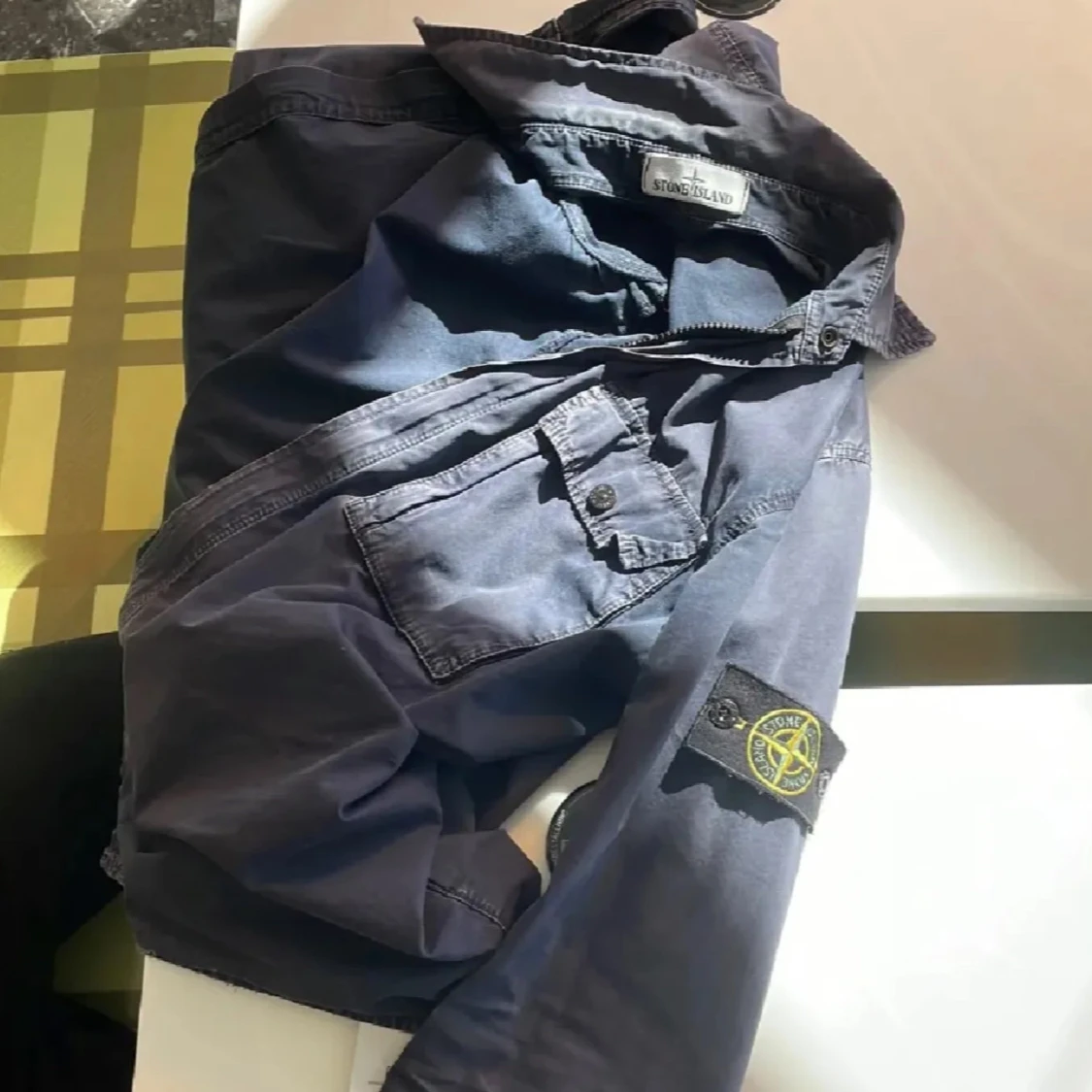 Svart overshirt från Stone Island - 3