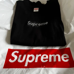 Svart t-shirt från Supreme - Köpt i usa 