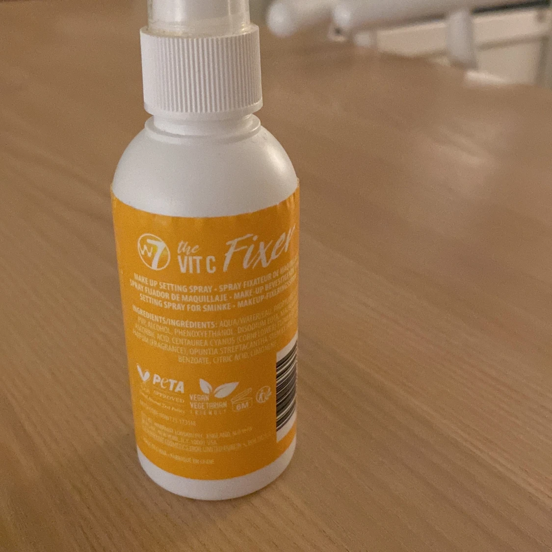 W7 The VIT C Fixer - 1