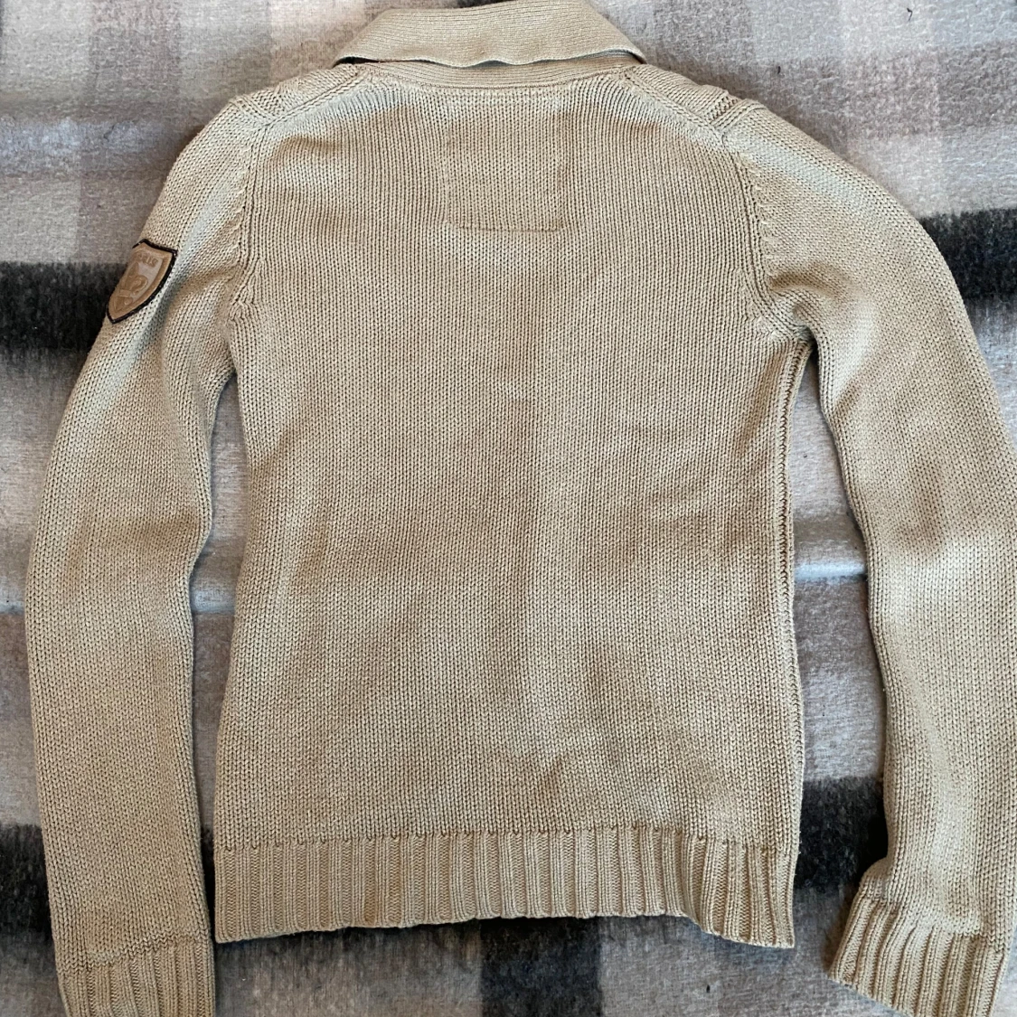 Beige stickad kofta från Morris - 1