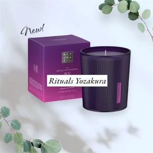 Nytt! Doftljus Rituals Yozakura stort  - Helt nytt i kartong! Upptäck Rituals Yozakura doftljus med en förtrollande doft av midnight yoshino cherry. Ljuset kommer i en elegant mörklila glasbehållare och är baserat på naturligt rapsvax. Perfekt för att skapa en avkopplande atmosfär hemma. Limited edition som är slutsåld. Kika gärna på mina andra annonser, säljer mer av denna doft mm 🌸