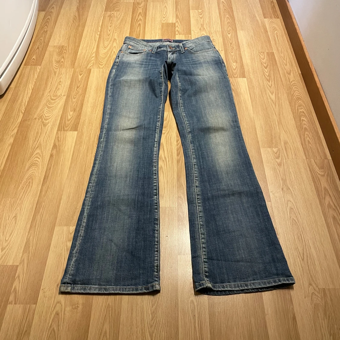 Lågmidjade bootcut jeans 