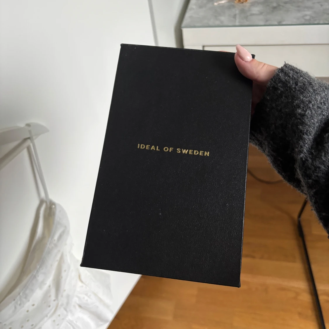 Svart mobilfodral Ideal of Sweden - 2