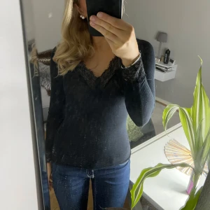 Intimissimi Spets tröja - Intimissmi tröja nyskick