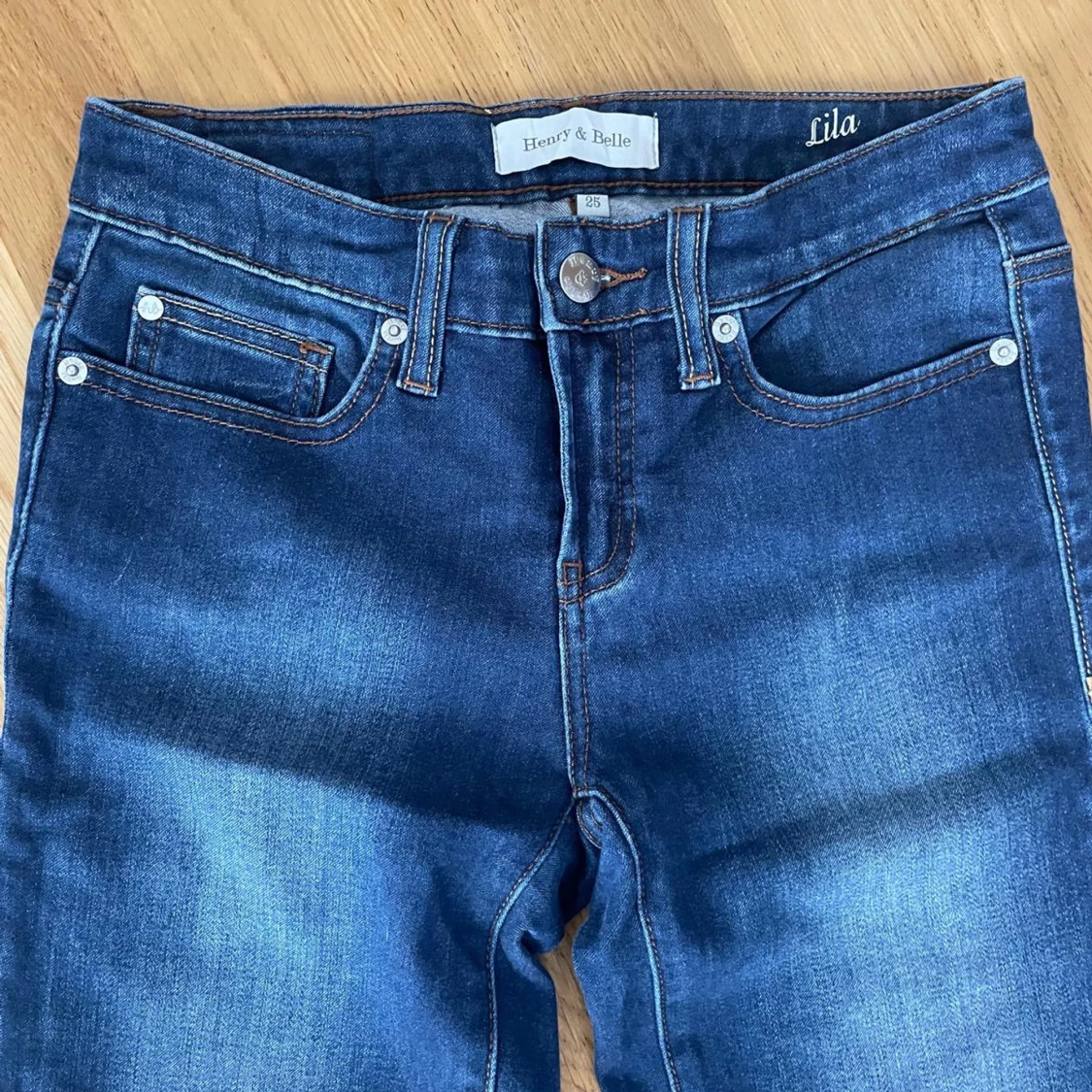 Mörkblåa jeans - 2