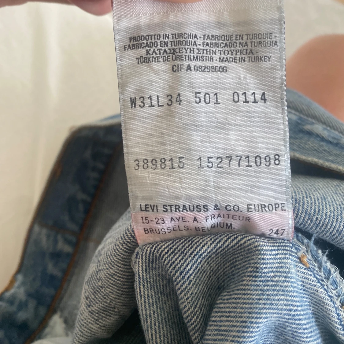 Ljusblå Levis 501 - 3