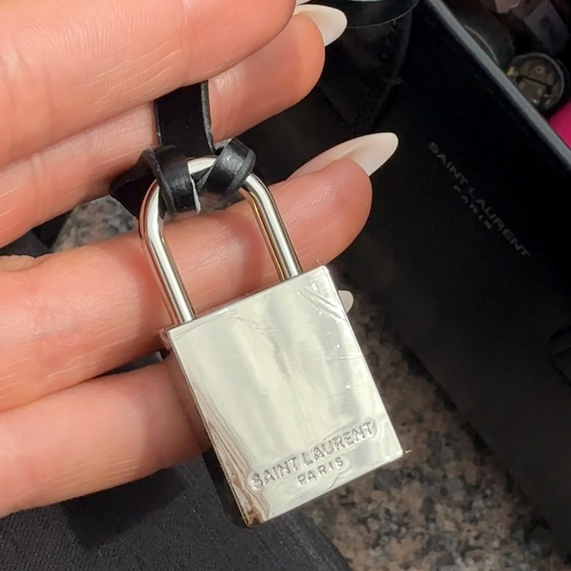 YSL Svart handväska från Saint Laurent - 4