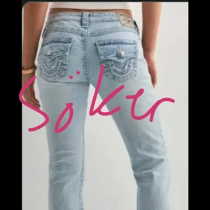 SÖKER EFTER DESSA!! - Söker efter nåt liknande dessa jeans lågmidjade i storlek M för bra pris (helst 250 kr)!! Och helst i dom färgerna