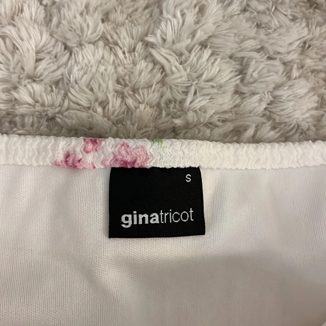 Blommig volangkjol från Gina Tricot - 1