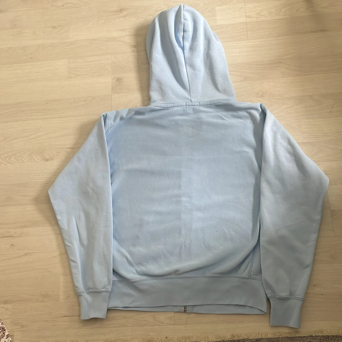 Ljusblå hoodie från Polo Ralph Lauren - 1