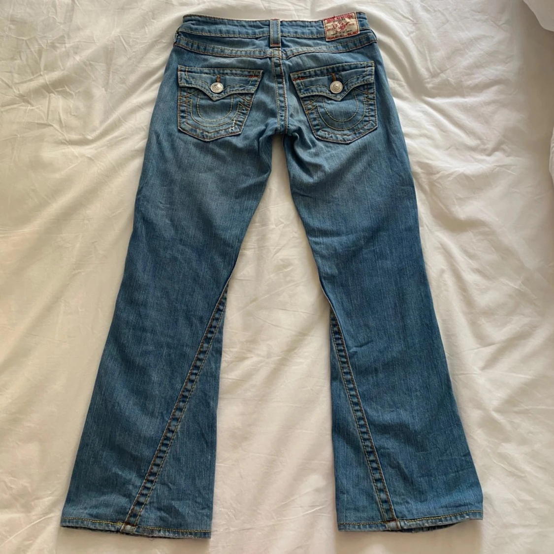 Blå bootcut jeans från True Religion - 91