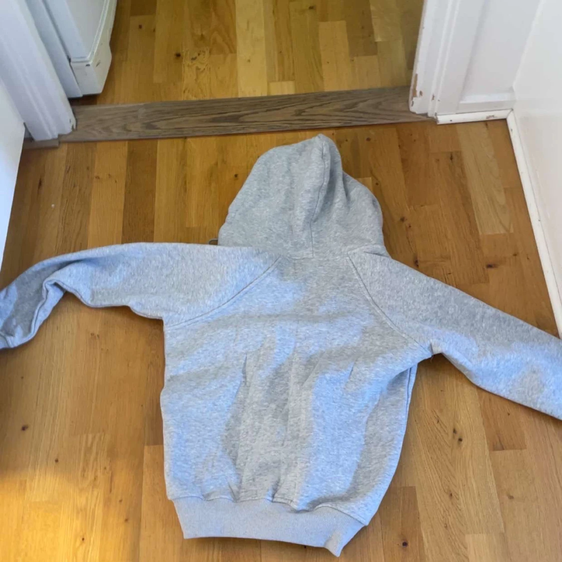 Grå hoodiejacka från Burberry - 1