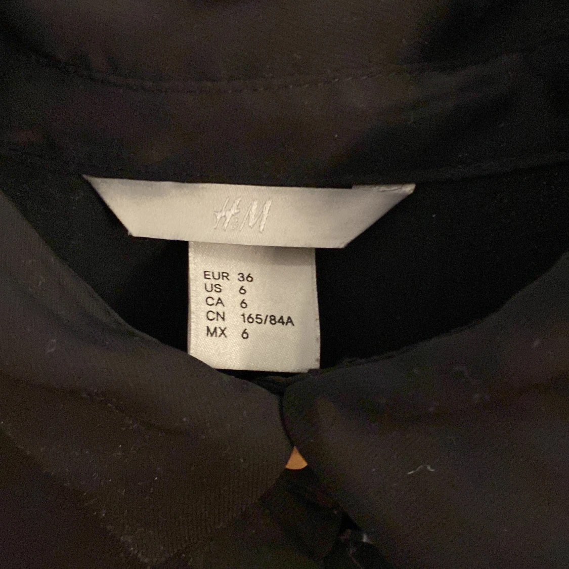 Svart skjorta från H&M - 2