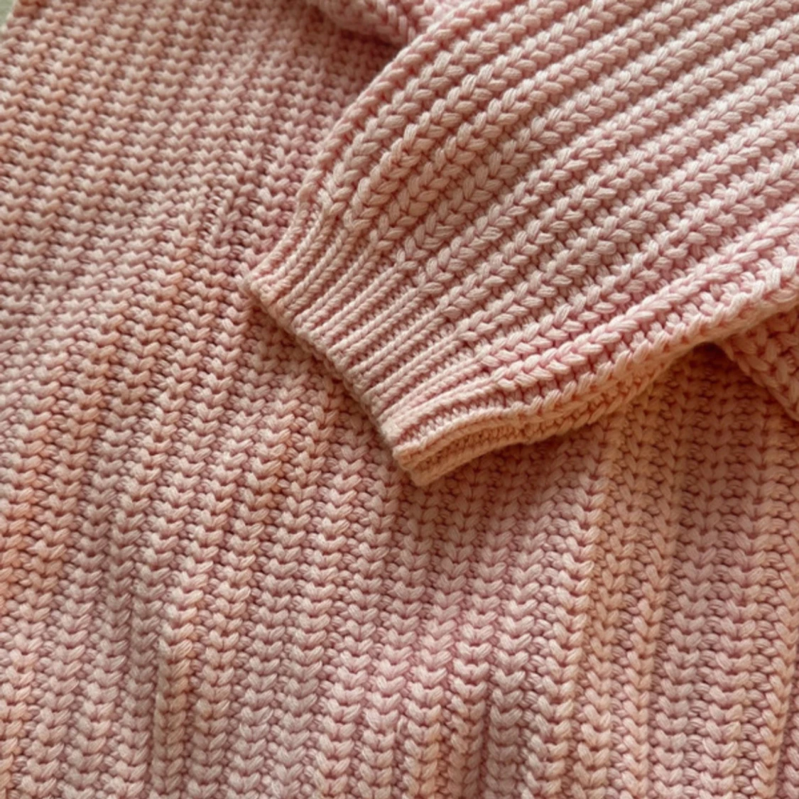 Ljusrosa stickad tröja  - 3