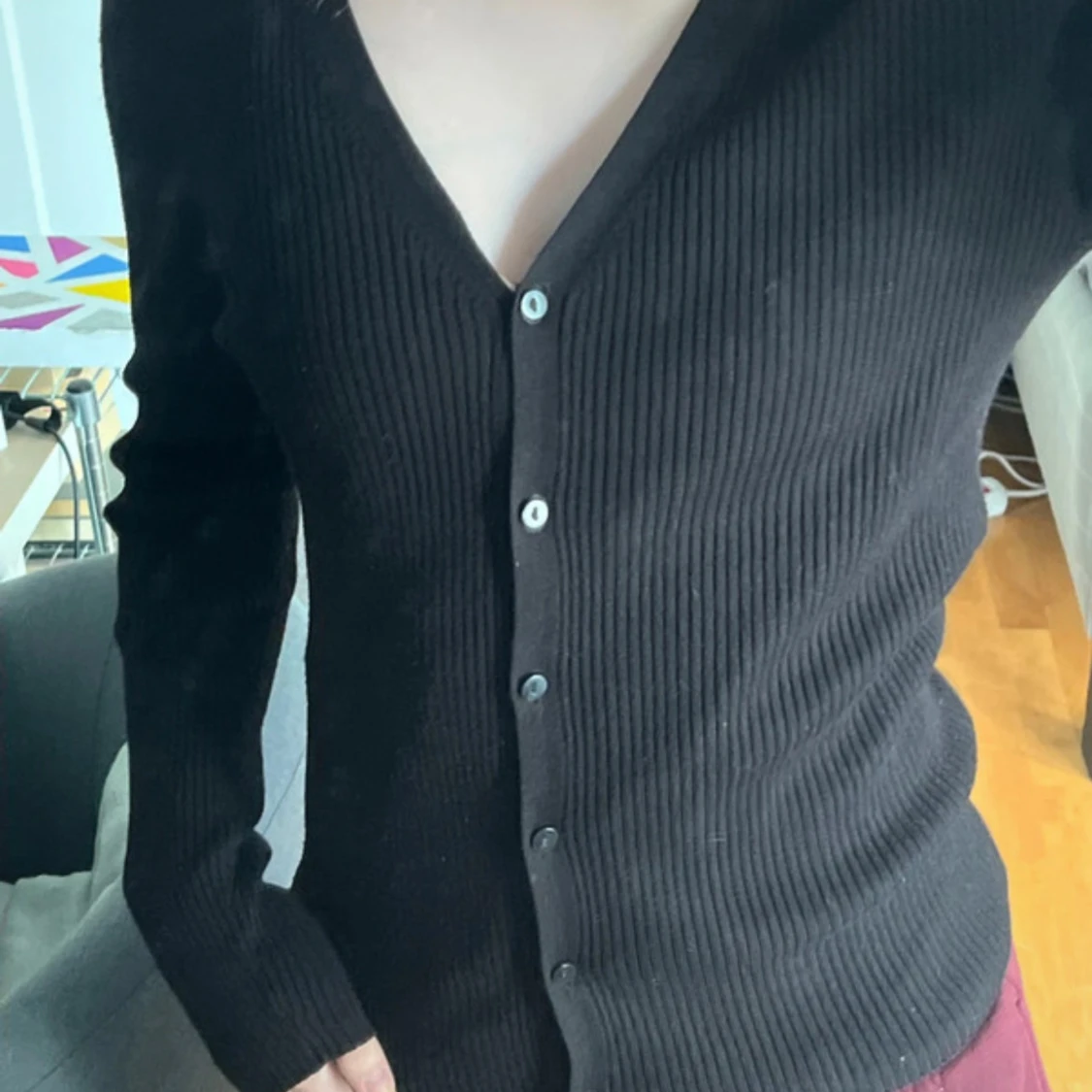 Svart ribbstickad kofta - 4