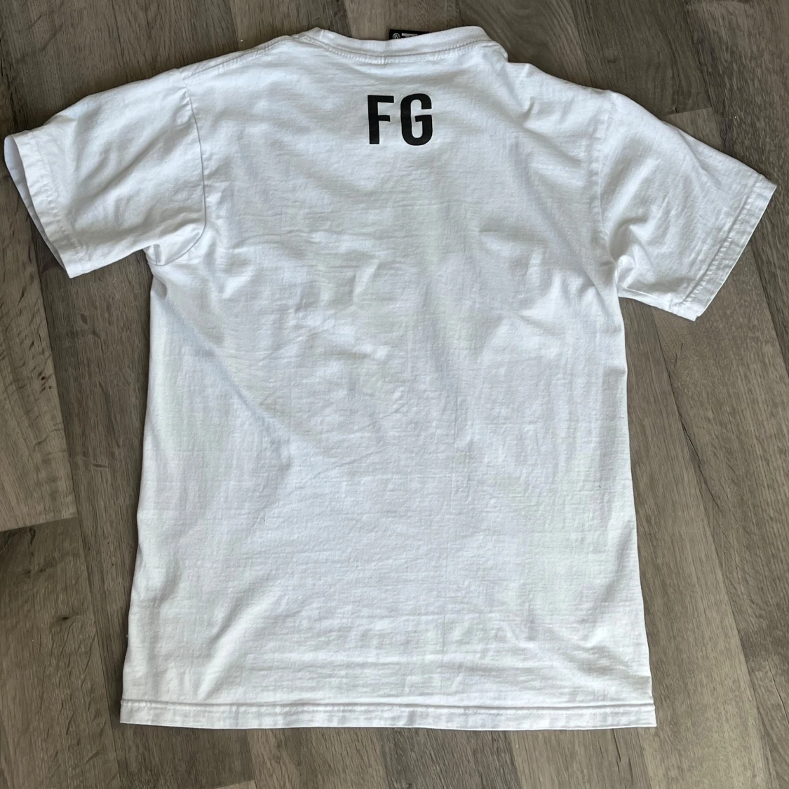 Vit t-shirt FG från Triple T - 1