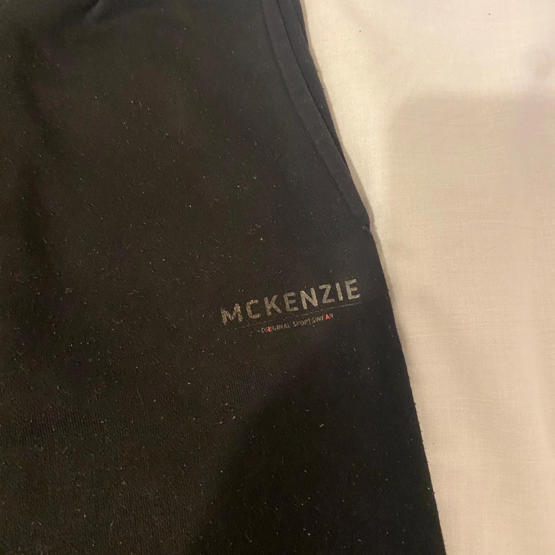 Svarta mjukisbyxor från McKenzie XL - 2