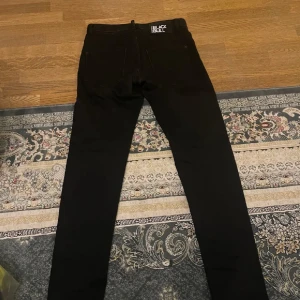  Dsquared jeans - Dsquared jeans i bra skick har använt några gånger 