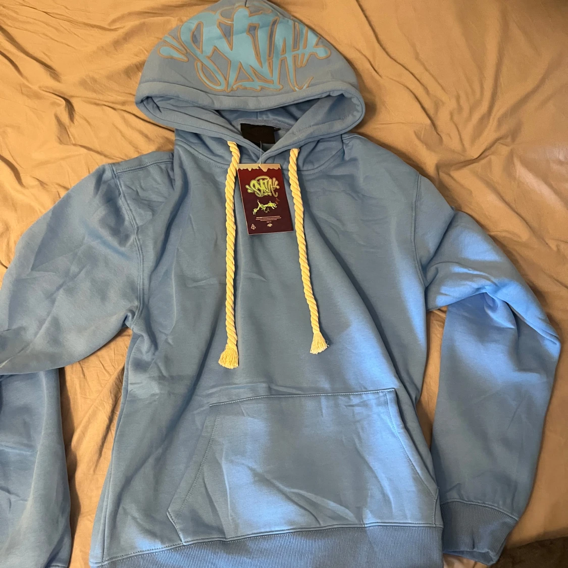 Syna world hoodie  