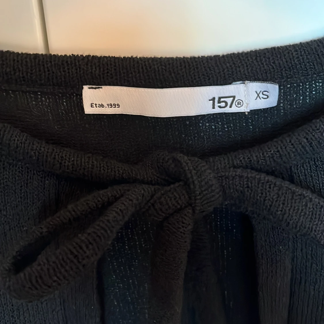 Svart kofta med knyt från 157 - 2