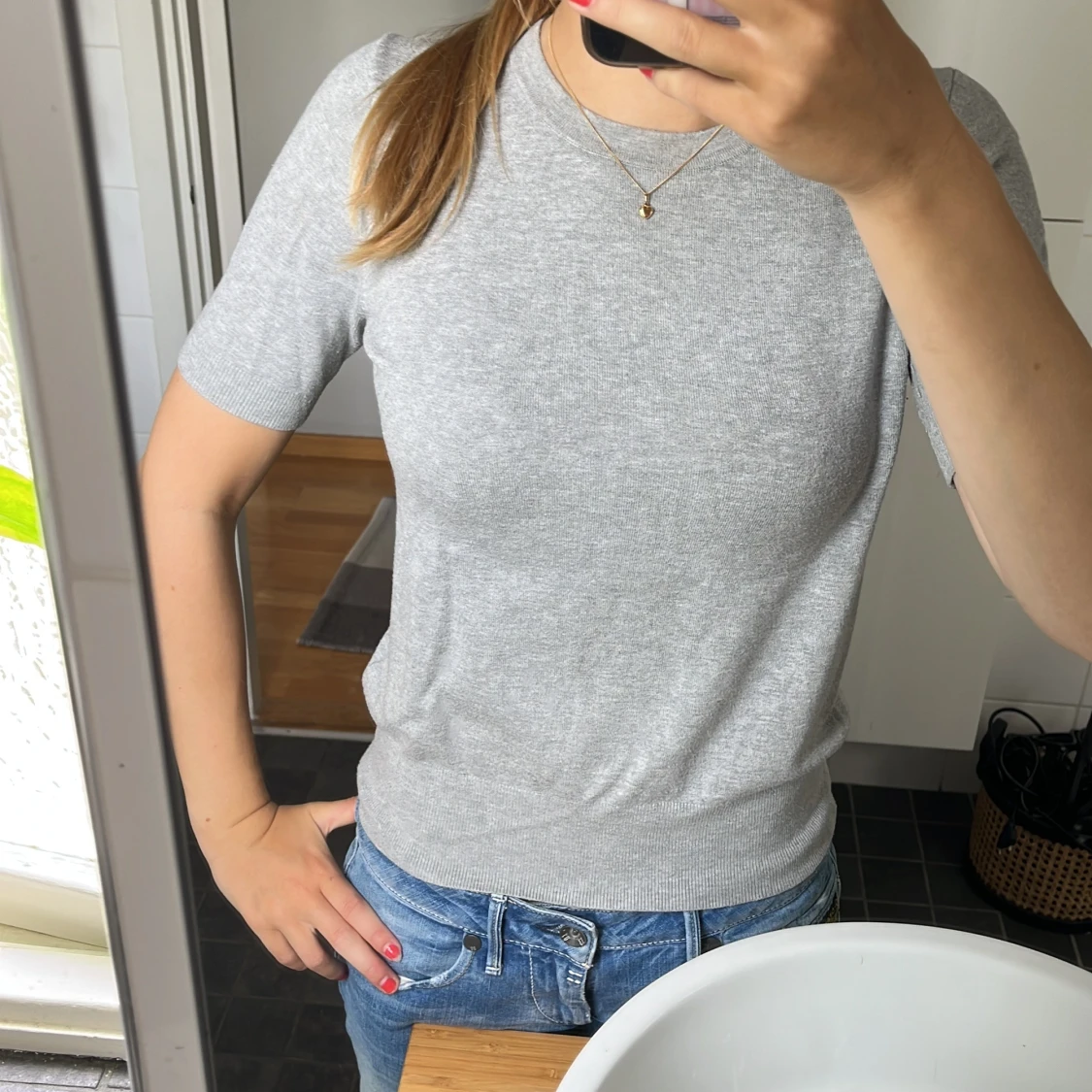 Grå stickad kortärmad tröja från Zara - 1