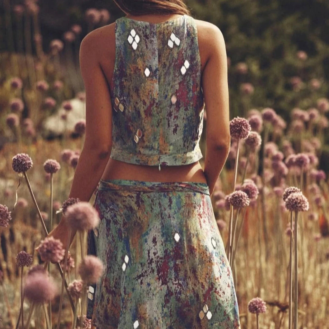 Färgstark croppad linnetopp från Zara - 1