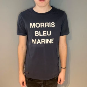 Morris T-shirt  - Morris T-shirt | storlek xs | skick 10/10 | fraktar via PostNord eller Instabox på köparens bekostnad | hör av dig vid funderingar 