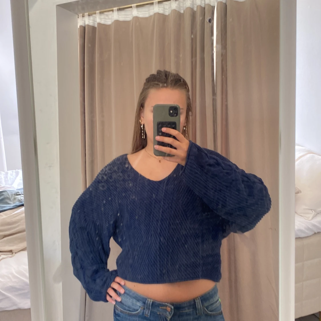 Mörkblå croppad stickad tröja C