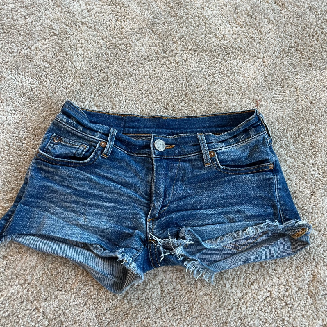 Blå jeansshorts True Religion - 1