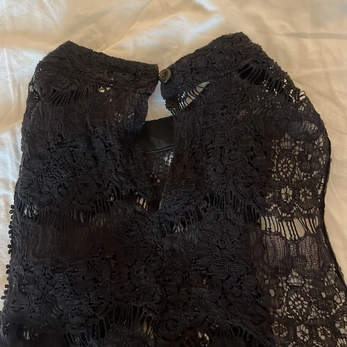Svart spets-croppad topp från Jennyfer - 3