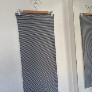 Långkjol  -  långkjol från nelly🫶🏼Nypris- 399