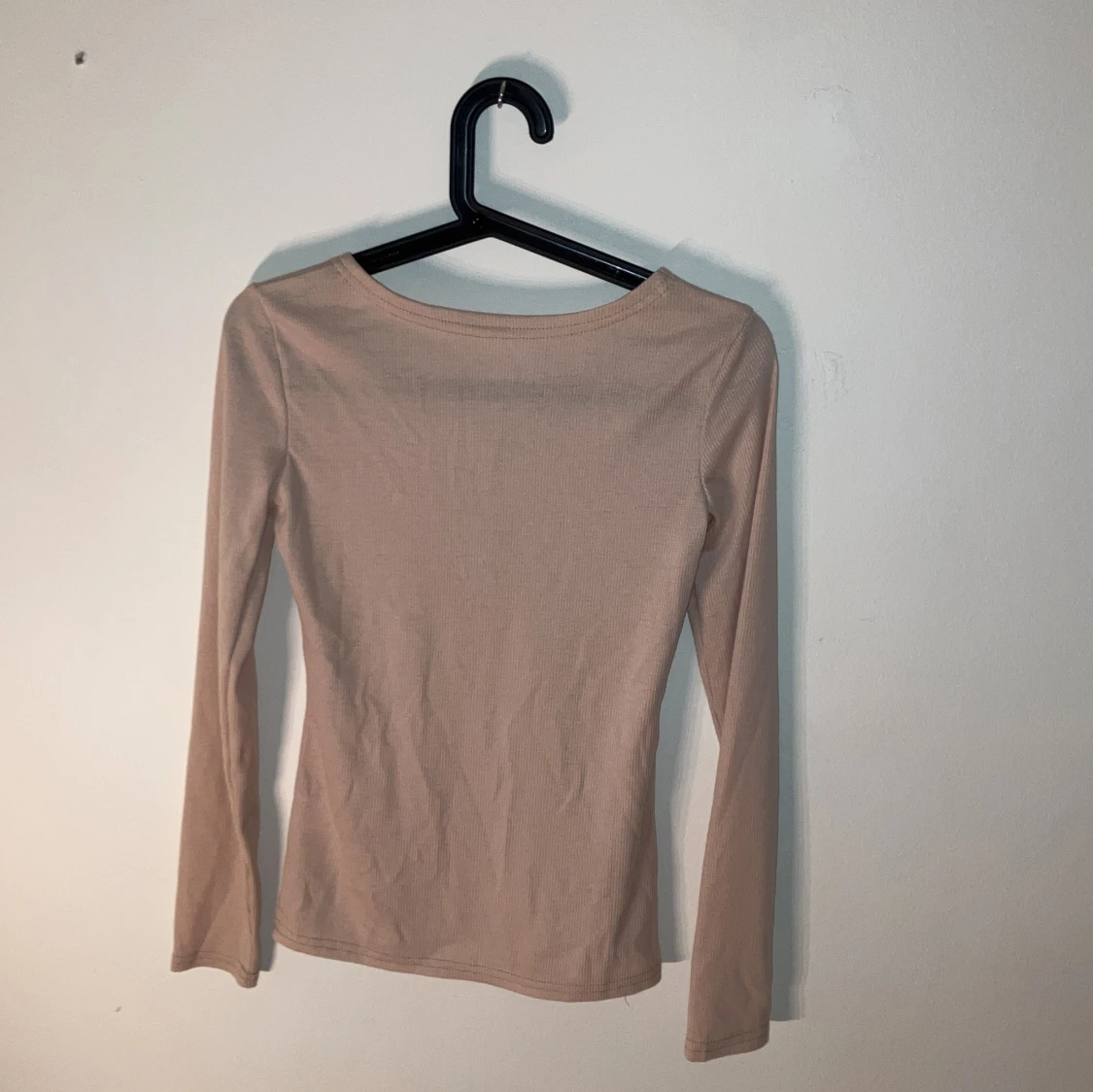 Beige ribbad långärmad topp från SHEIN - 1