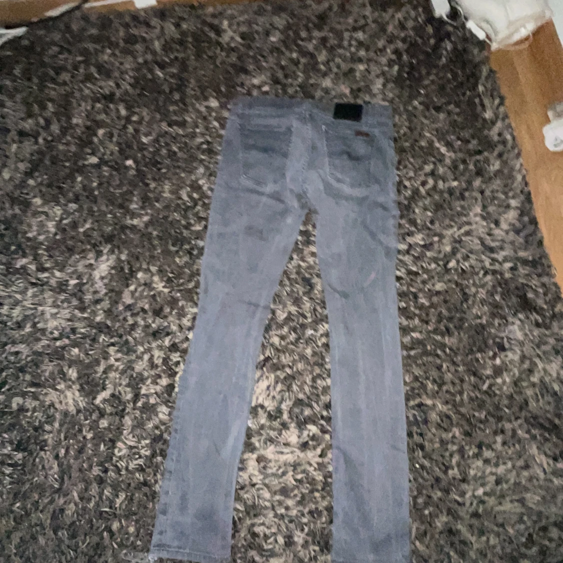Ljusgrå jeansbyxor från Nudie Jeans - 4
