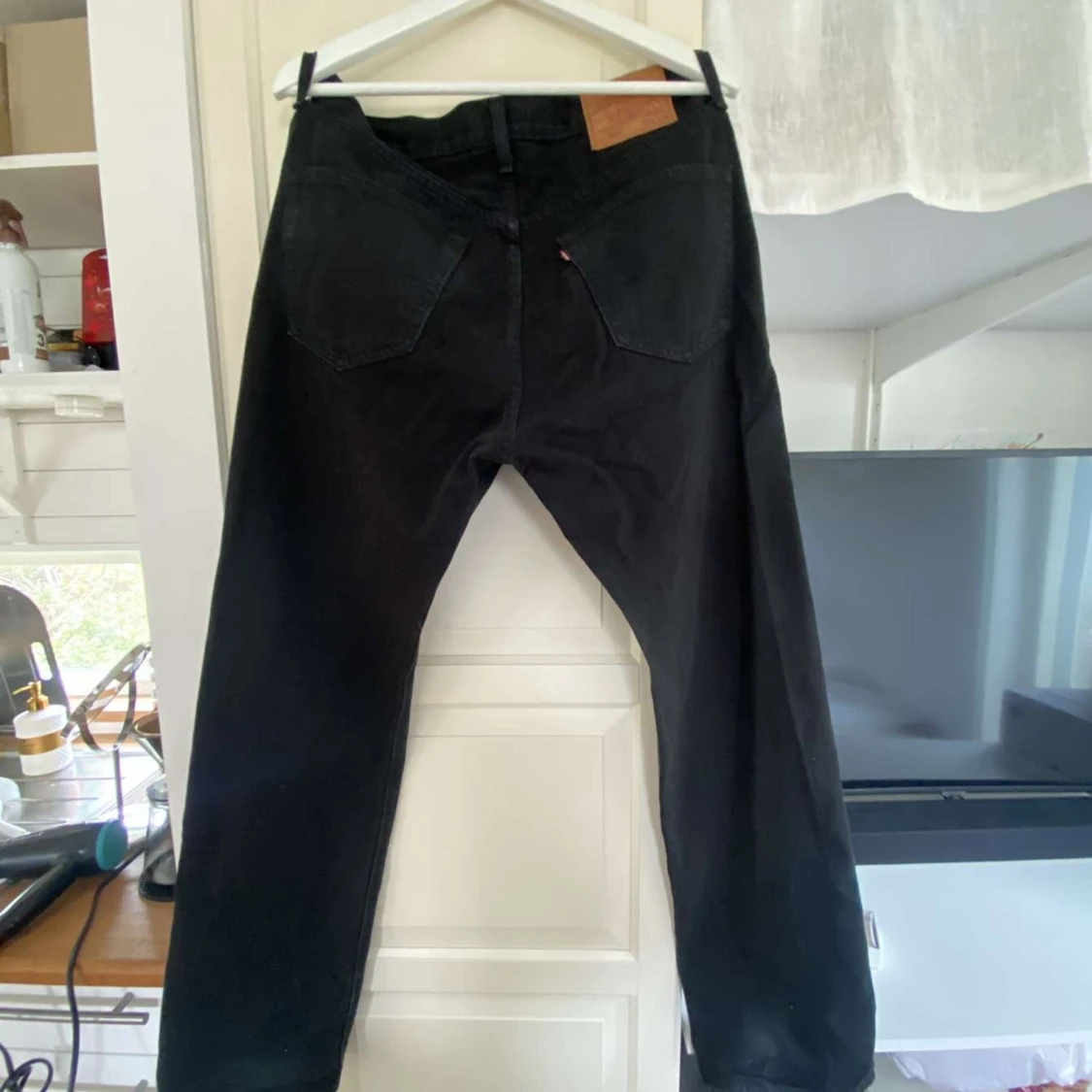 Svarta Levi's 501 jeans - 1