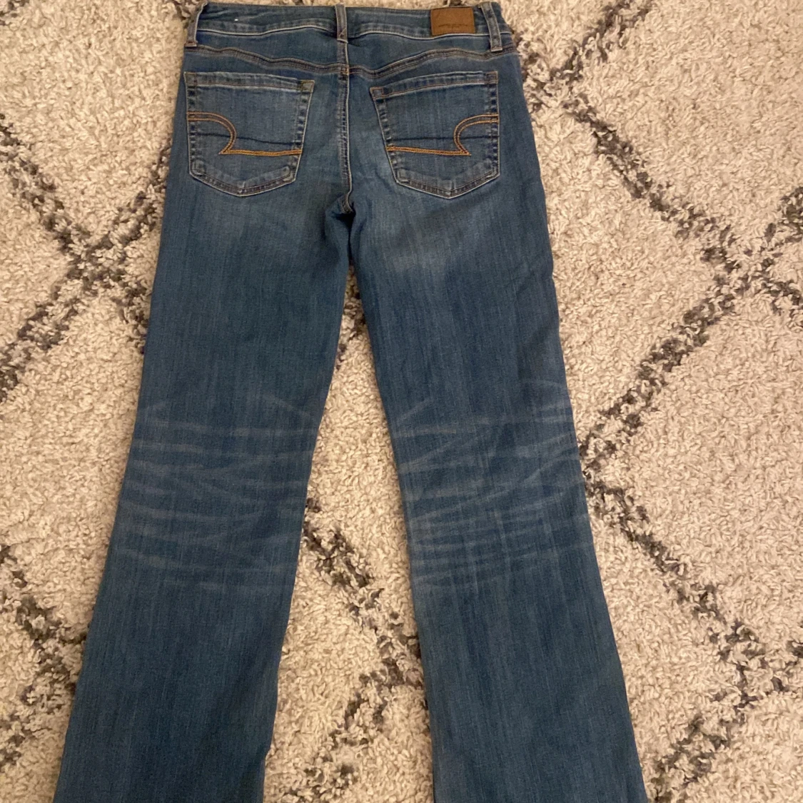 blåa low waist jeans - 90