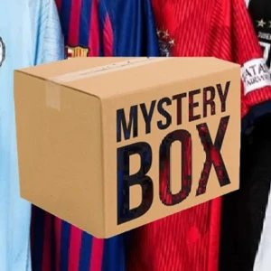 Mystery Box Fotbolls tröja  - Alla tröjor är storlek M