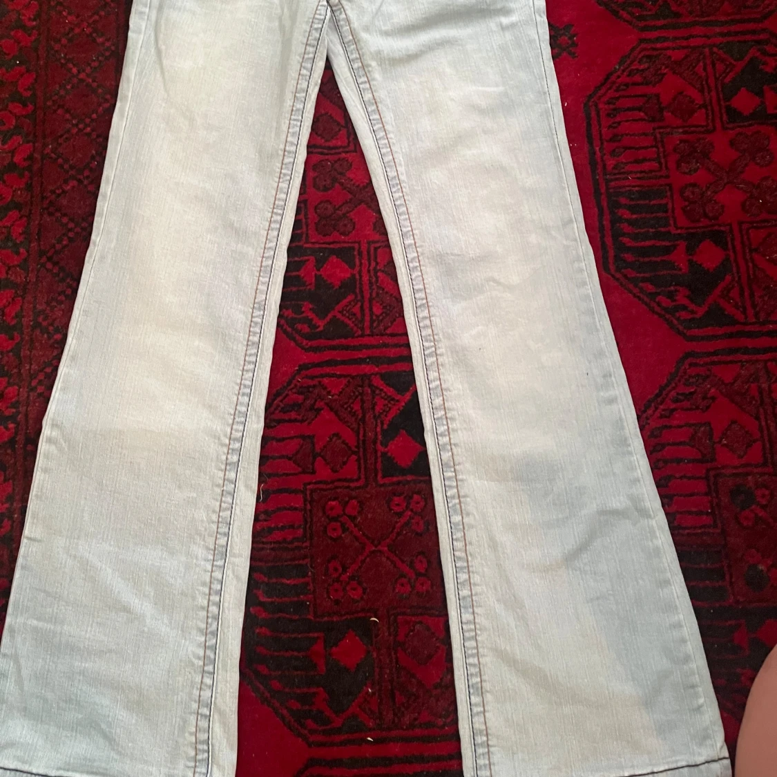 Ljusblåa jeans - 90