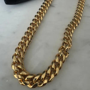 NY!! Tung guldkedja - NY!!18k förgylld lyxig halskedja 12mm 60cm 175g