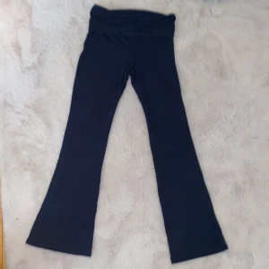 Snygga byxor 💕 - Bra skick,  Mörkblåa