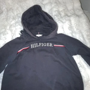 tommy hilfiger - den e gamal men är fortfarande skön !