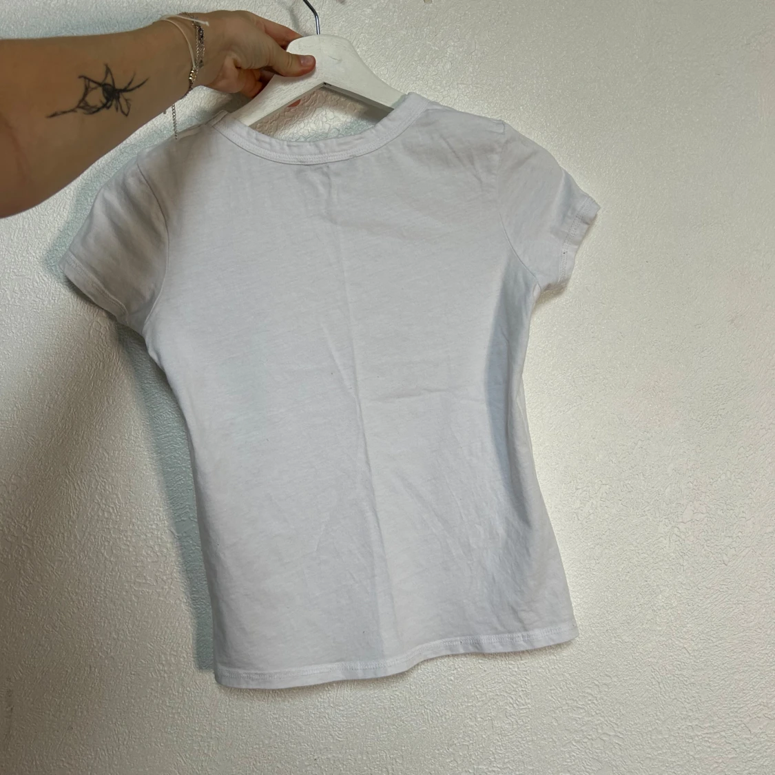 Vit kortärmad t-shirt - 90