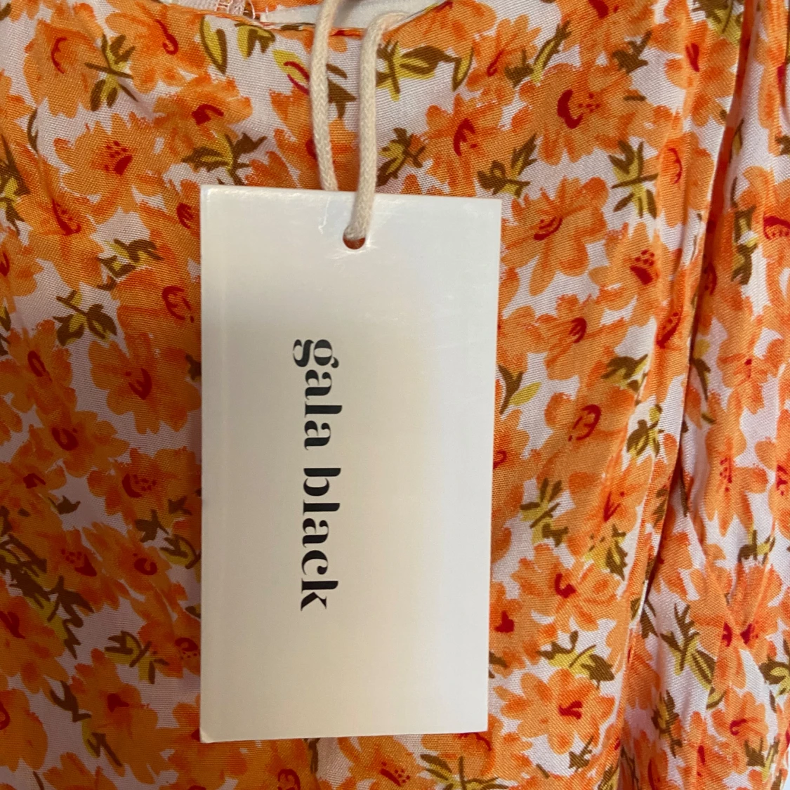 Ny blommig klänning - 91