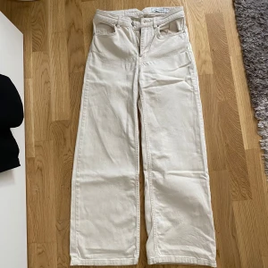 Carin Wester byxor midwaist - Pris kan prutas!