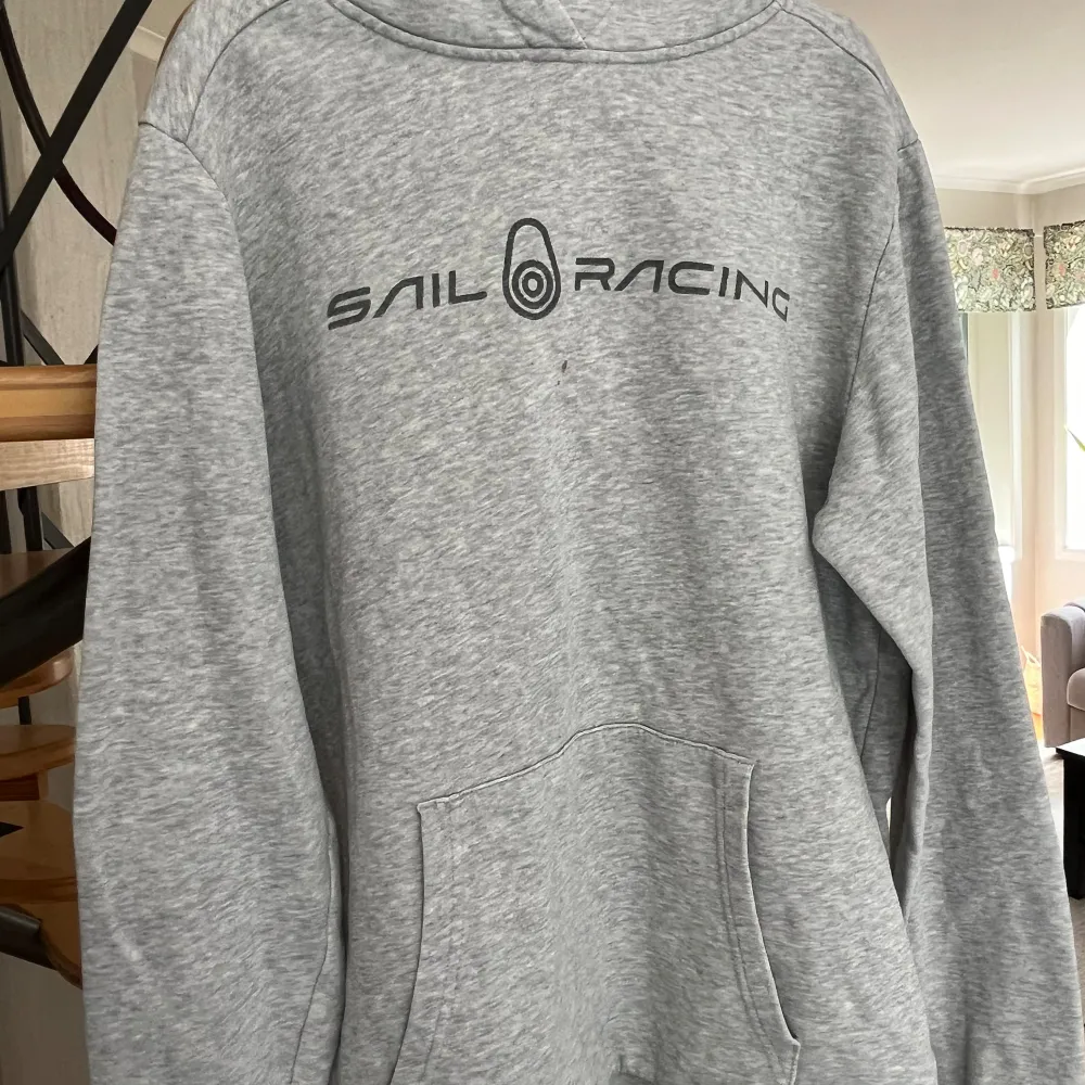 Bra skick Andvänd fåtal gånger. Hoodies.