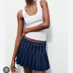 Zara kjol  - Aldrig använd, 300 kr + frakt❤️