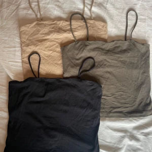 Linnen från GinaTricot  - Linnen från GinaTricot i storlek M. Knappt använda.