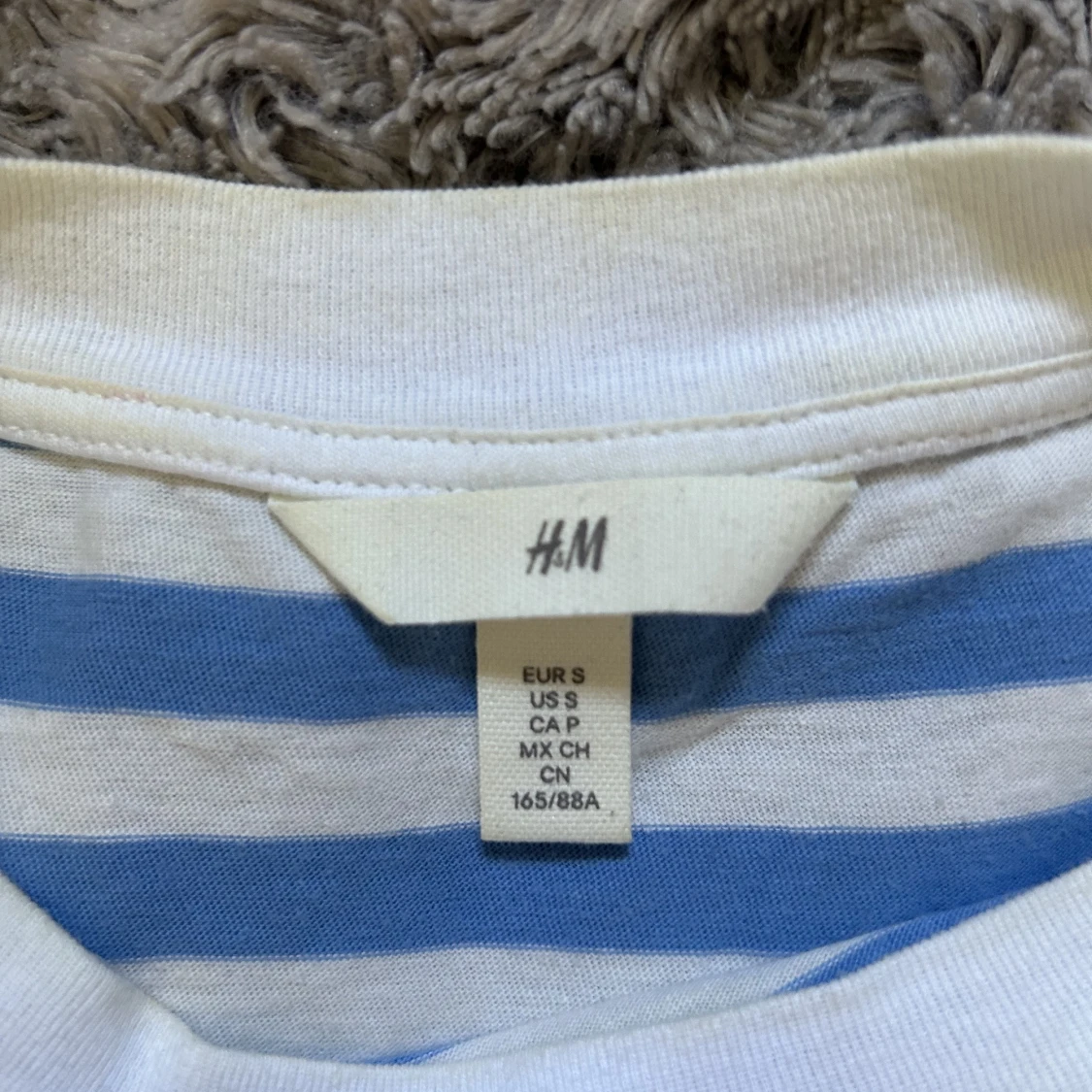 T-shirt från H&M - 90